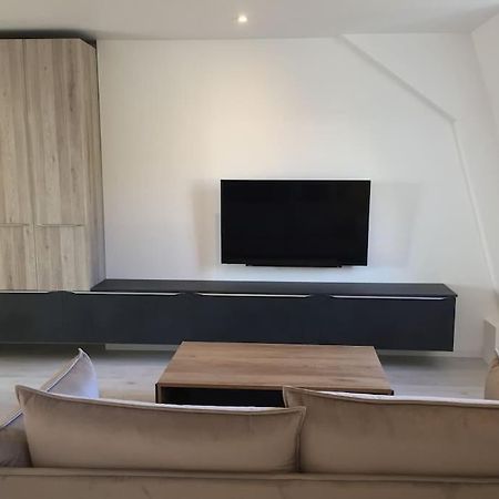Rodez - Superbe Appartement Neuf Avec Vue Екстериор снимка