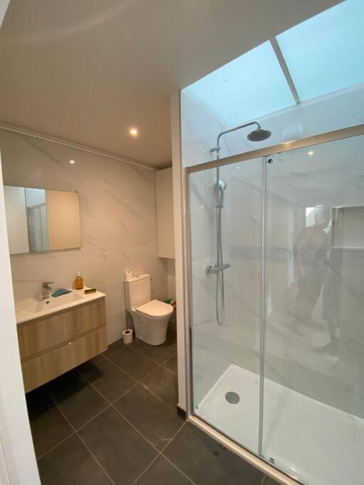 Rodez - Superbe Appartement Neuf Avec Vue Екстериор снимка